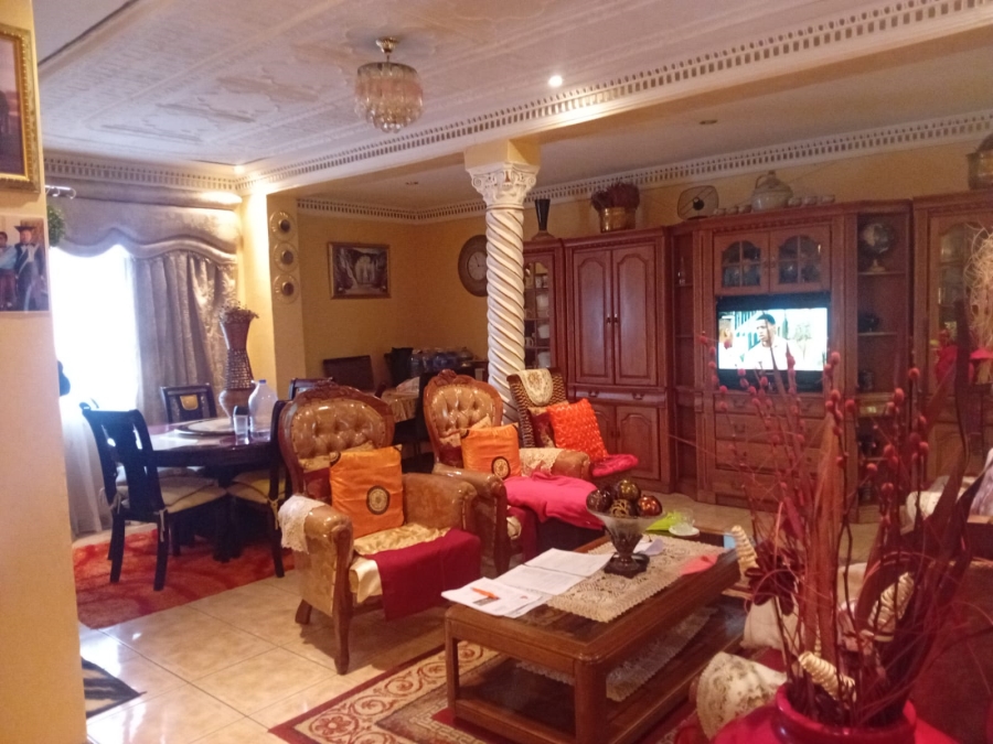 3 Bedroom Property for Sale in Kwa Nobuhle Eastern Cape